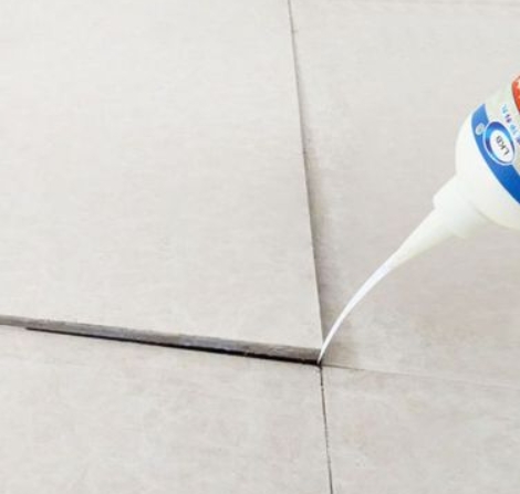 沂源瓷砖空鼓维修公司分享卫生间瓷砖脱落的原因可能有以下几点